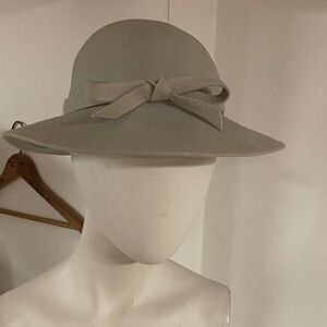 Vintage Gray Bow Women's Hat